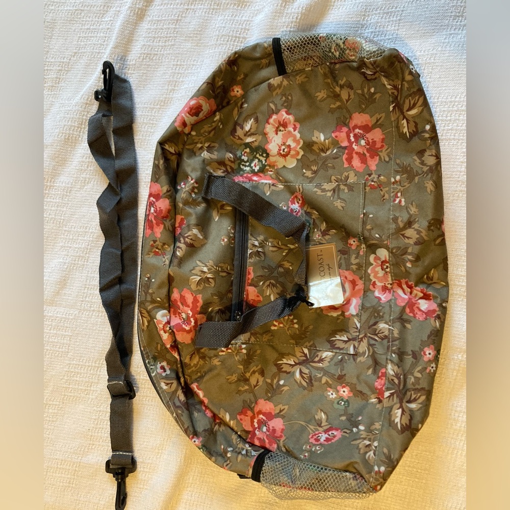 Gold Coast Duffle Bag | Floral Green | Like New Condition